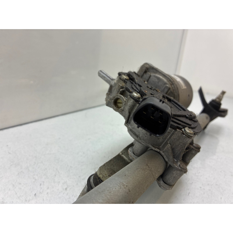 Moteur essuie glace avant TOYOTA COROLLA 10 Photo n°3