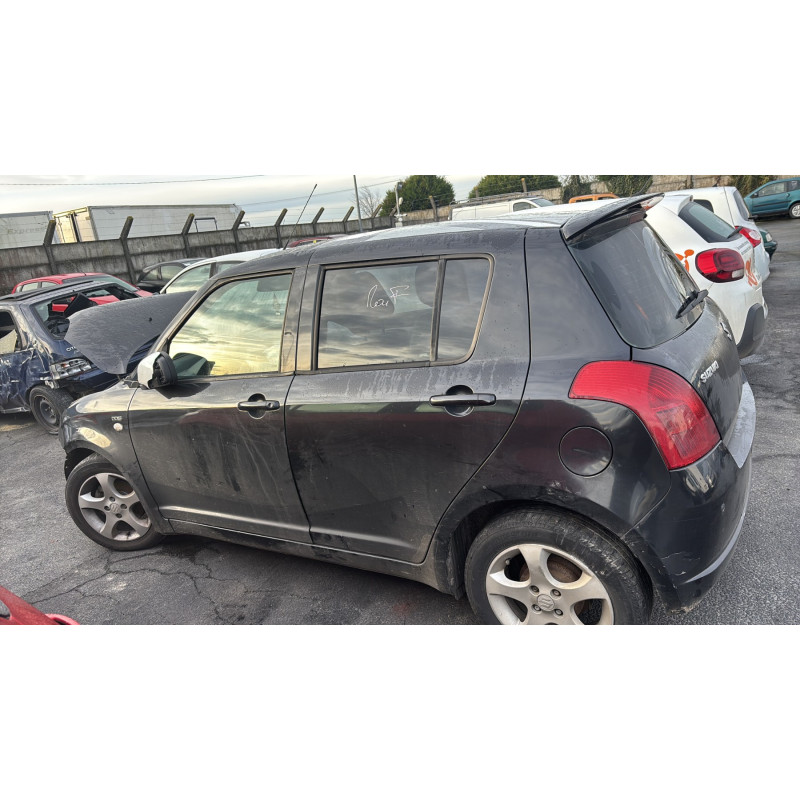 Serrure avant gauche SUZUKI SWIFT 3 Photo n°18