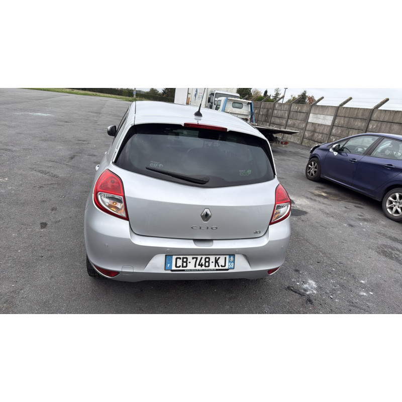 Moteur RENAULT CLIO 3 Photo n°10