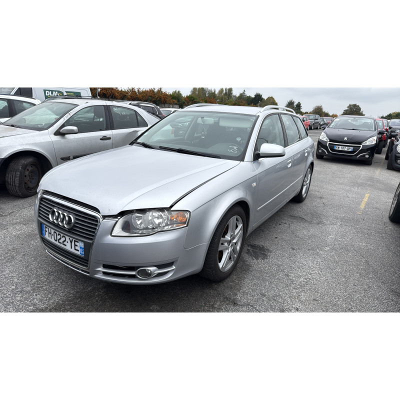 Feu arriere secondaire droit (feux) AUDI A4 2 Photo n°4