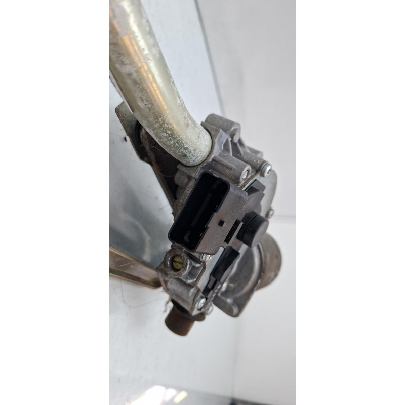 Moteur essuie glace avant RENAULT LAGUNA 3 Photo n°2