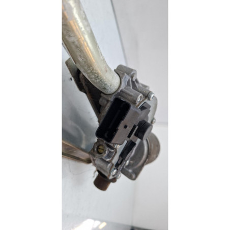 Moteur essuie glace avant RENAULT LAGUNA 3