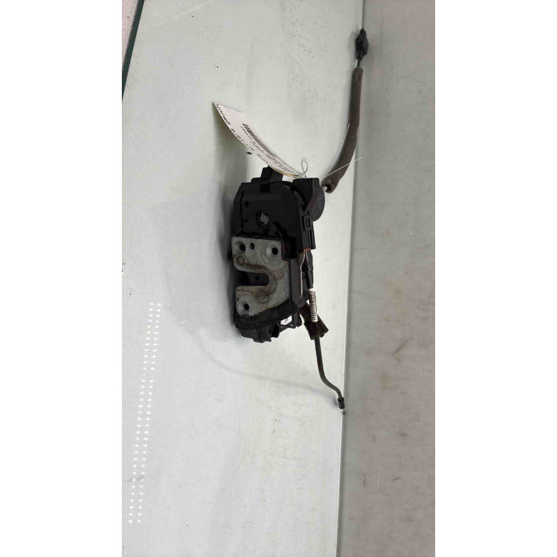Serrure arriere gauche RENAULT CLIO 4 Photo n°2