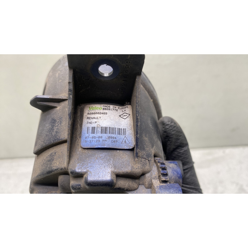 Anti brouillard gauche (feux) RENAULT CLIO 3 Photo n°4