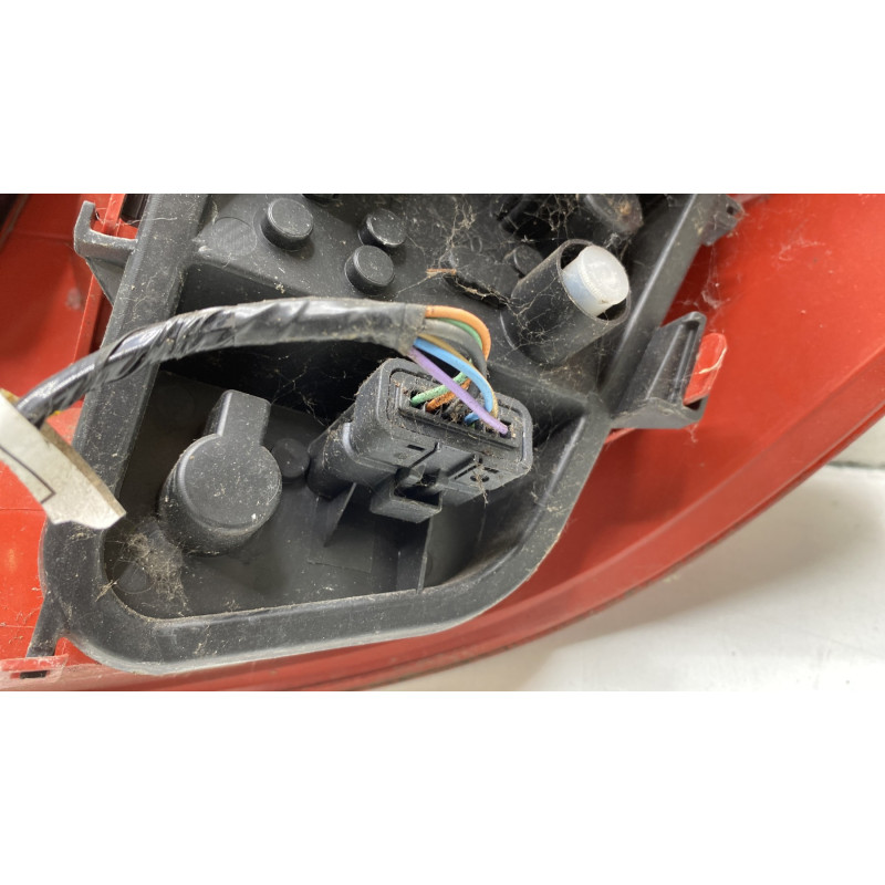 Feu arriere principal gauche (feux) RENAULT CLIO 3 Photo n°3