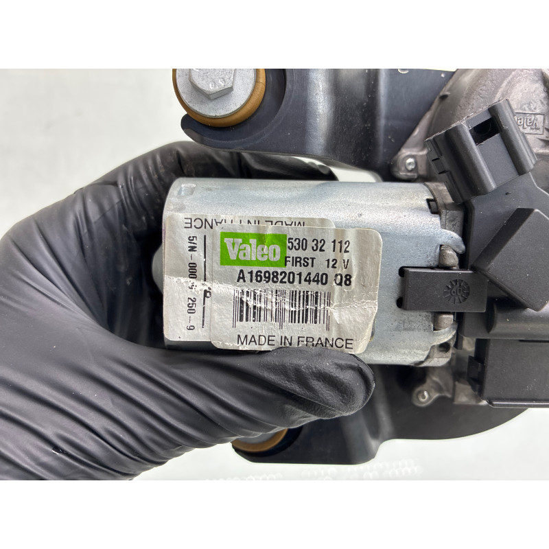 Moteur essuie glace arriere MERCEDES CLASSE B 245 Photo n°4