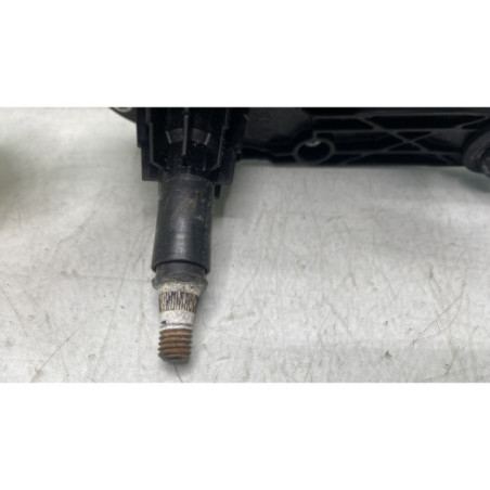 Moteur essuie glace arriere PEUGEOT 208 1