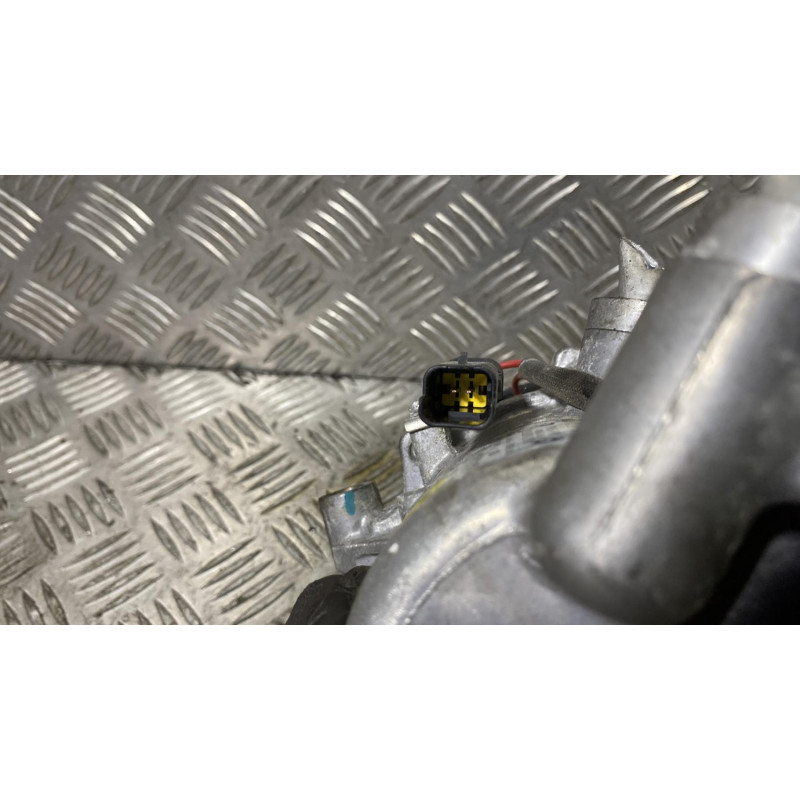 Compresseur clim PEUGEOT 208 1 Photo n°3