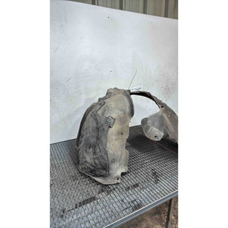 Pare boue avant droit RENAULT SCENIC 3 Photo n°1