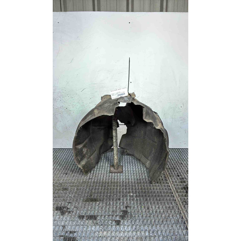 Pare boue avant droit RENAULT SCENIC 3 Photo n°1