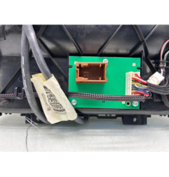 Ecran GPS PEUGEOT 5008 1