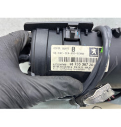 Ecran GPS PEUGEOT 5008 1