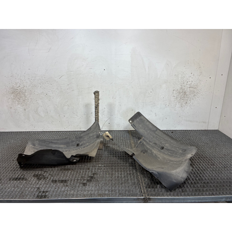 Pare boue avant gauche RENAULT GRAND MODUS Photo n°2