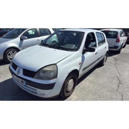Pare boue avant gauche RENAULT CLIO 2