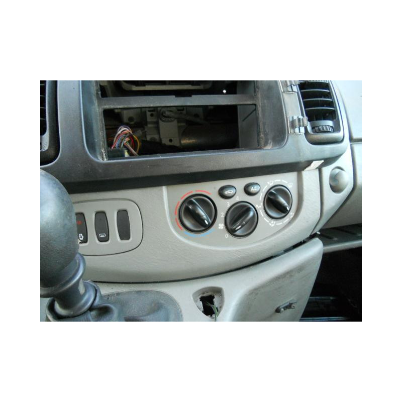 Etrier avant droit (freinage) RENAULT TRAFIC 2 Photo n°9