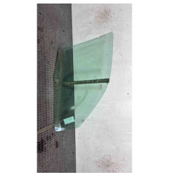 Vitre avant gauche RENAULT CLIO 2