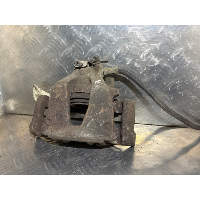 Etrier avant gauche (freinage) ALFA ROMEO 147 Photo n°3