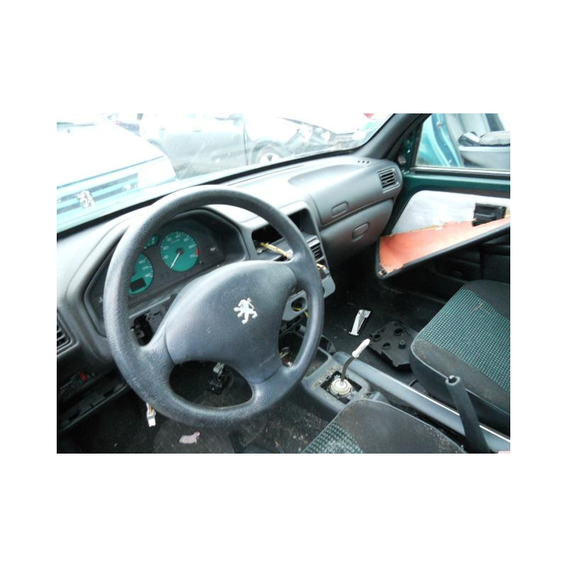Etrier avant gauche (freinage) PEUGEOT 106 Photo n°8
