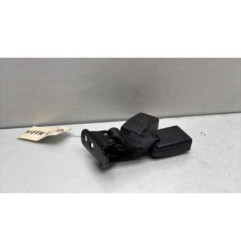 Attache ceinture arriere droit PEUGEOT 208 1