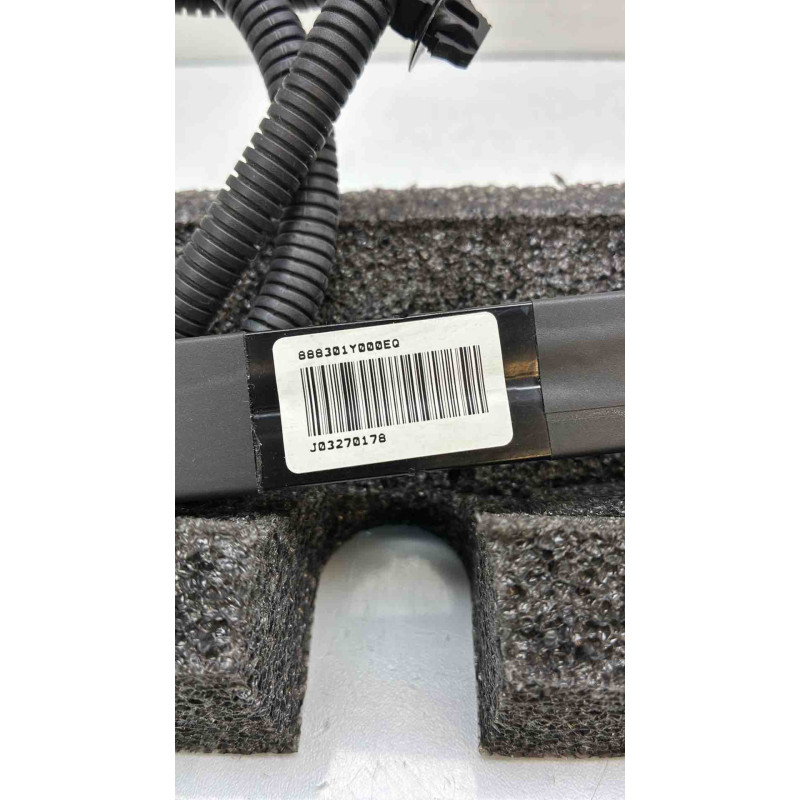 Attache ceinture avant gauche KIA PICANTO 2 Photo n°4