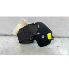 Attache ceinture arriere droit RENAULT CLIO 2