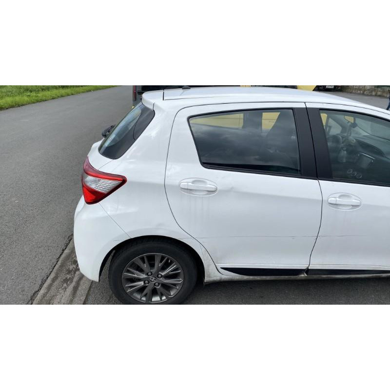 Retroviseur interieur TOYOTA YARIS 3 Photo n°8