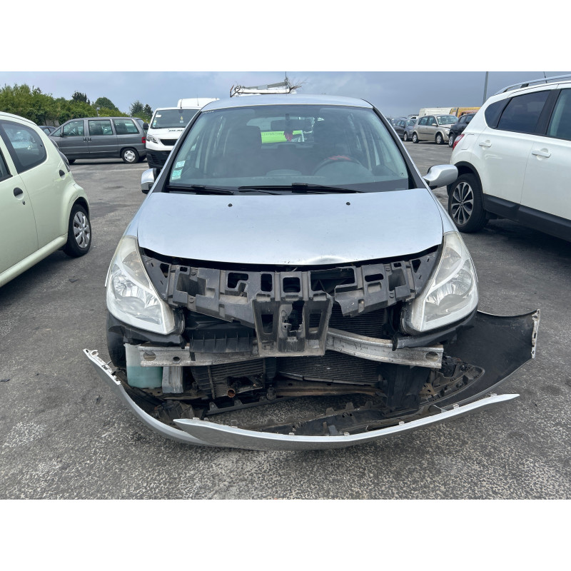 Attache ceinture avant gauche RENAULT CLIO 3 Photo n°5
