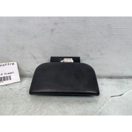 Poignee porte coffre droit CITROEN BERLINGO 1