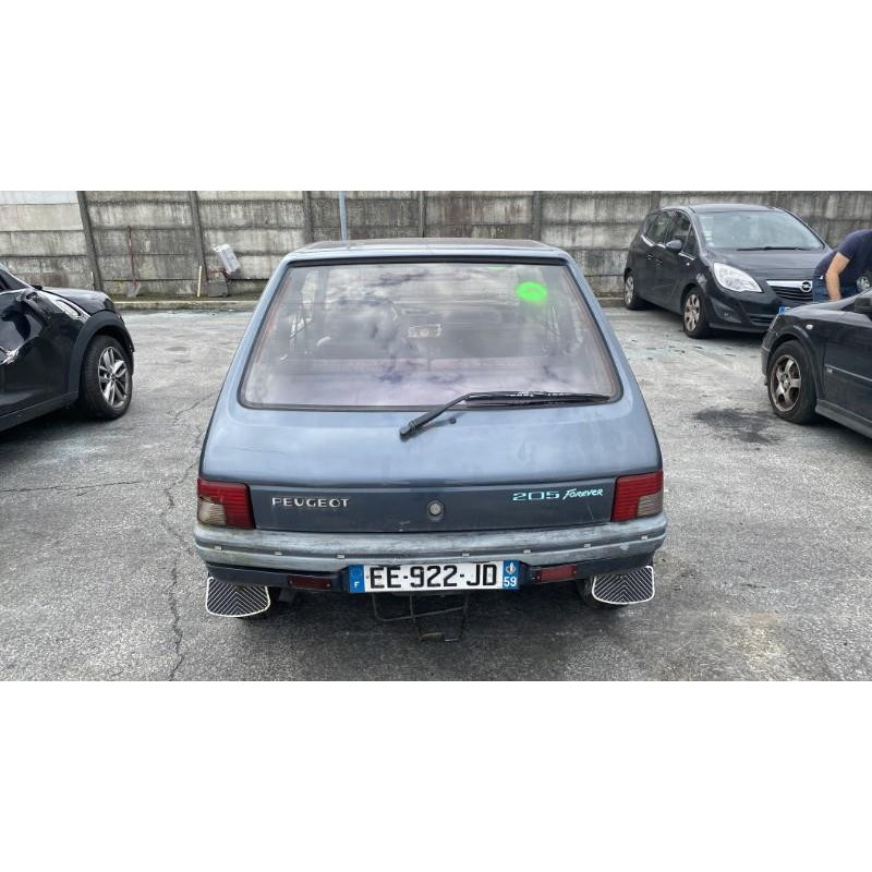 Pompe à vide PEUGEOT 205 Photo n°8