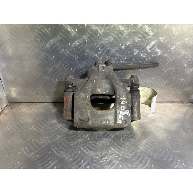 Etrier avant gauche (freinage) TOYOTA AYGO 1 Photo n°3