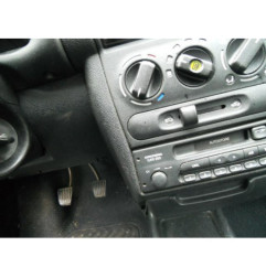 Etrier avant droit (freinage) OPEL CORSA B