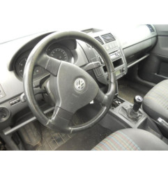Etrier avant droit (freinage) VOLKSWAGEN POLO 4