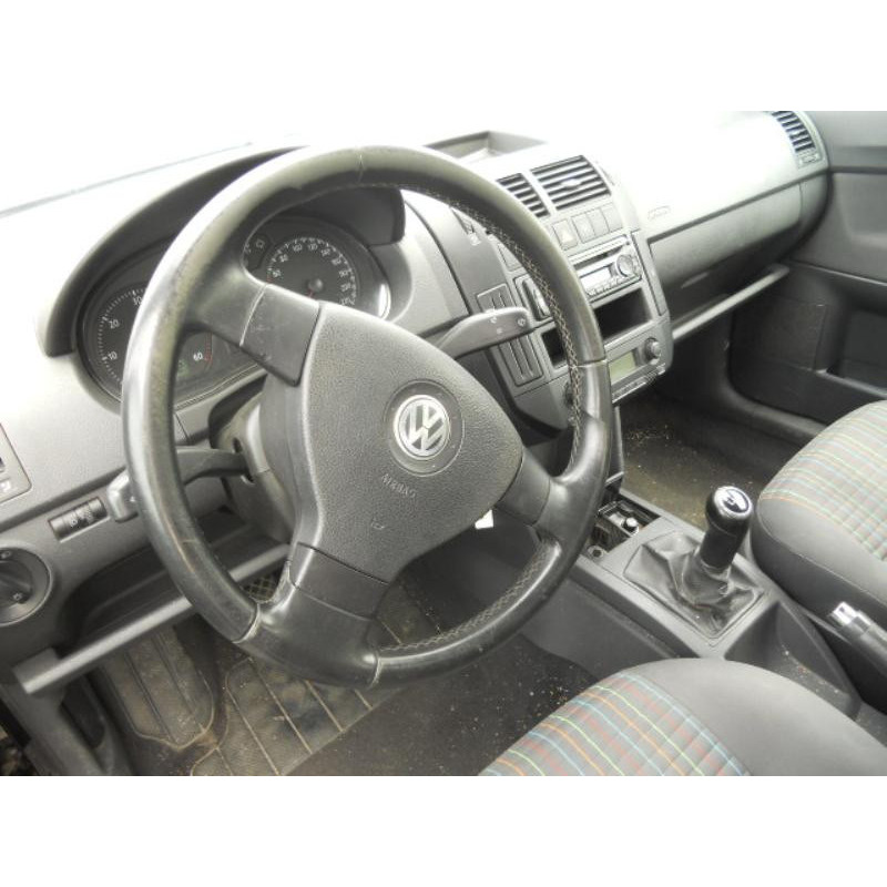 Etrier avant droit (freinage) VOLKSWAGEN POLO 4 Photo n°9