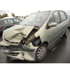 Etrier avant gauche (freinage) RENAULT SCENIC 1
