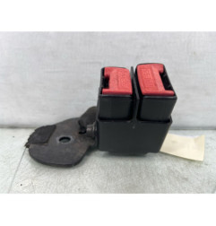 Attache ceinture arriere droit RENAULT CLIO 2