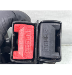 Attache ceinture arriere gauche RENAULT CLIO 2 Photo n°1