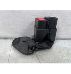 Attache ceinture arriere gauche RENAULT CLIO 2
