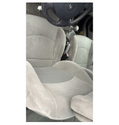 Attache ceinture arriere gauche RENAULT CLIO 2