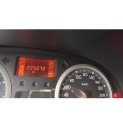 Attache ceinture arriere gauche RENAULT CLIO 2