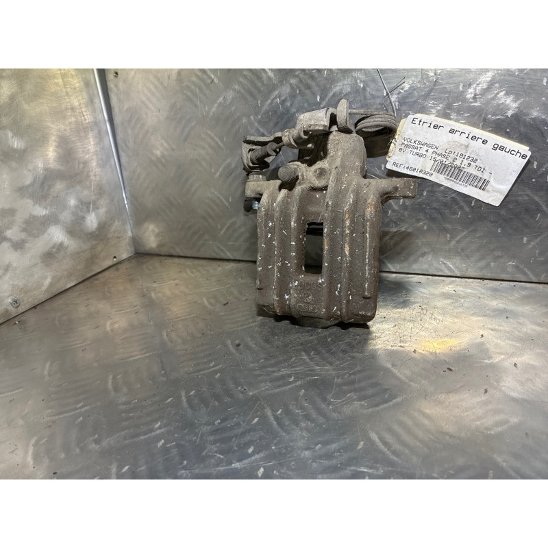Etrier arriere gauche (freinage) VOLKSWAGEN PASSAT 4 Photo n°1