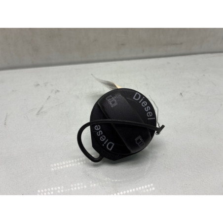 Bouchon de carburant VOLKSWAGEN PASSAT 5 Photo n°1