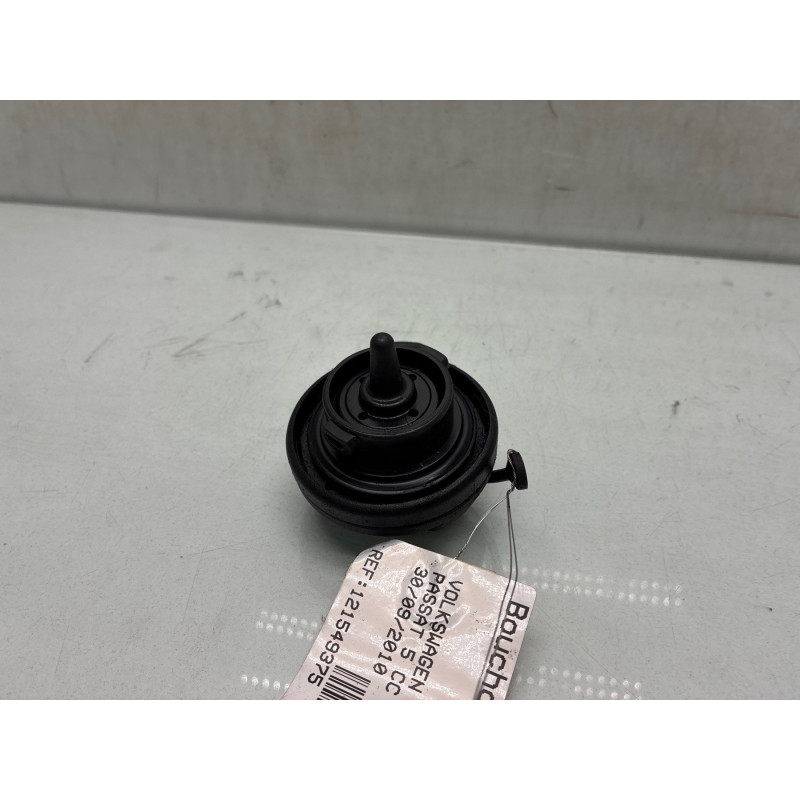 Bouchon de carburant VOLKSWAGEN PASSAT 5 Photo n°2