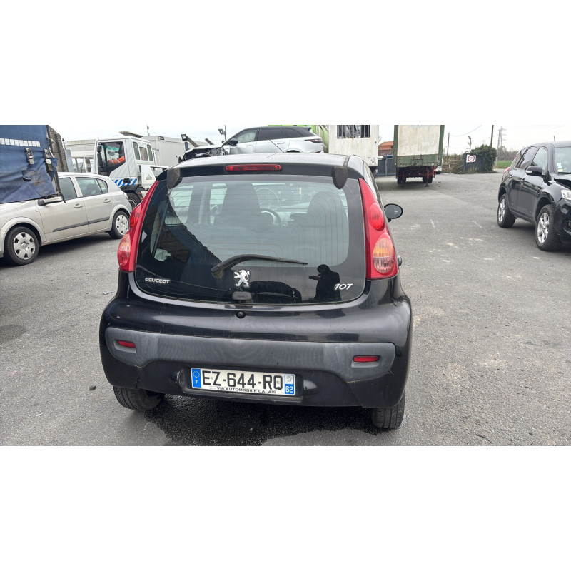 Eclairage de plaque PEUGEOT 107 Photo n°8