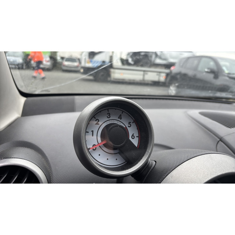 Eclairage de plaque PEUGEOT 107 Photo n°17