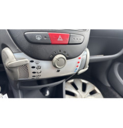 Eclairage de plaque PEUGEOT 107