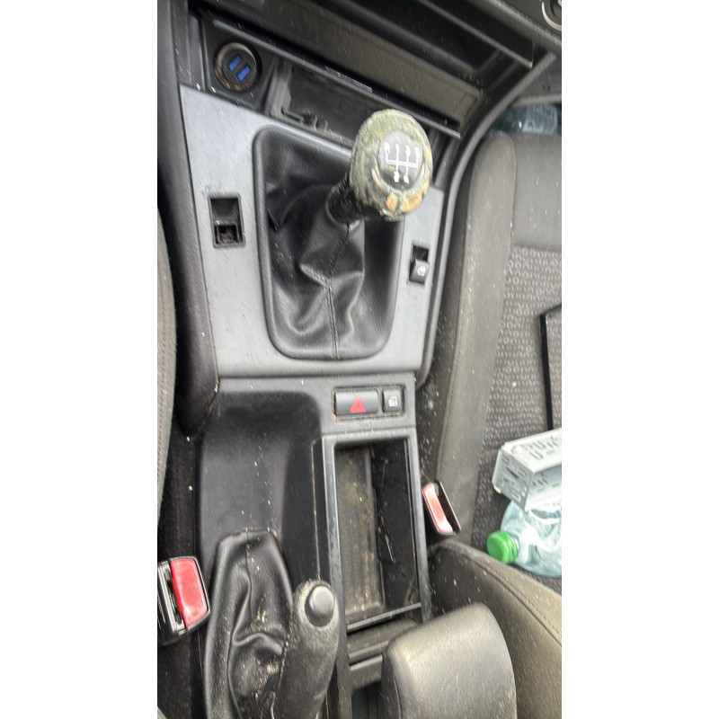 Custode arriere droit (porte) BMW SERIE 3 E46 Photo n°20