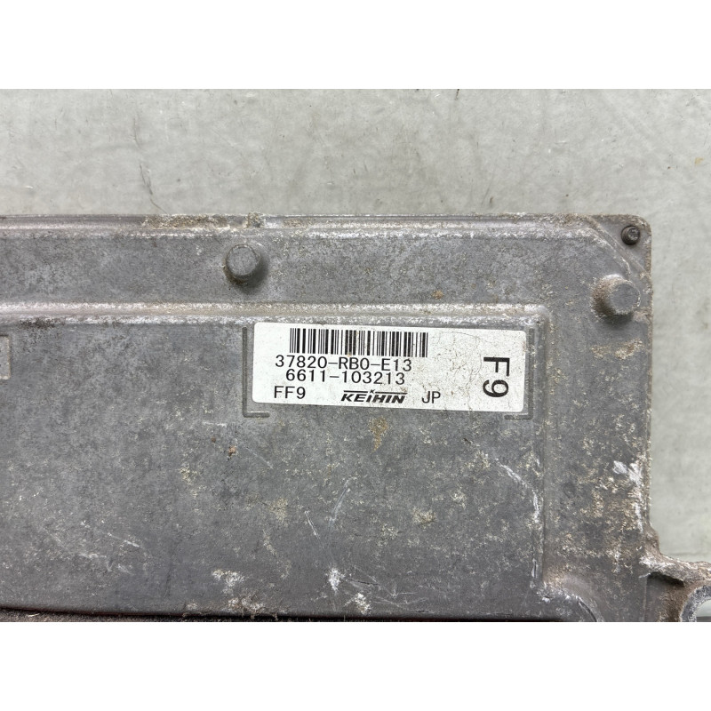 Calculateur moteur HONDA JAZZ 3 Photo n°1
