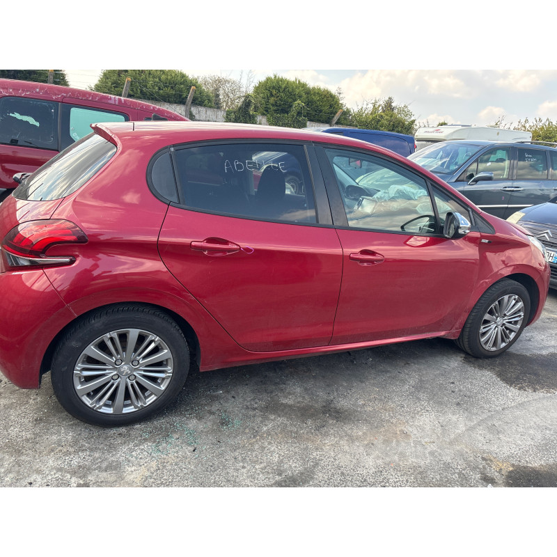 PEUGEOT 208 1 PHASE 2 1.6 BLUE HDI - 8V TURBO Photo n°6