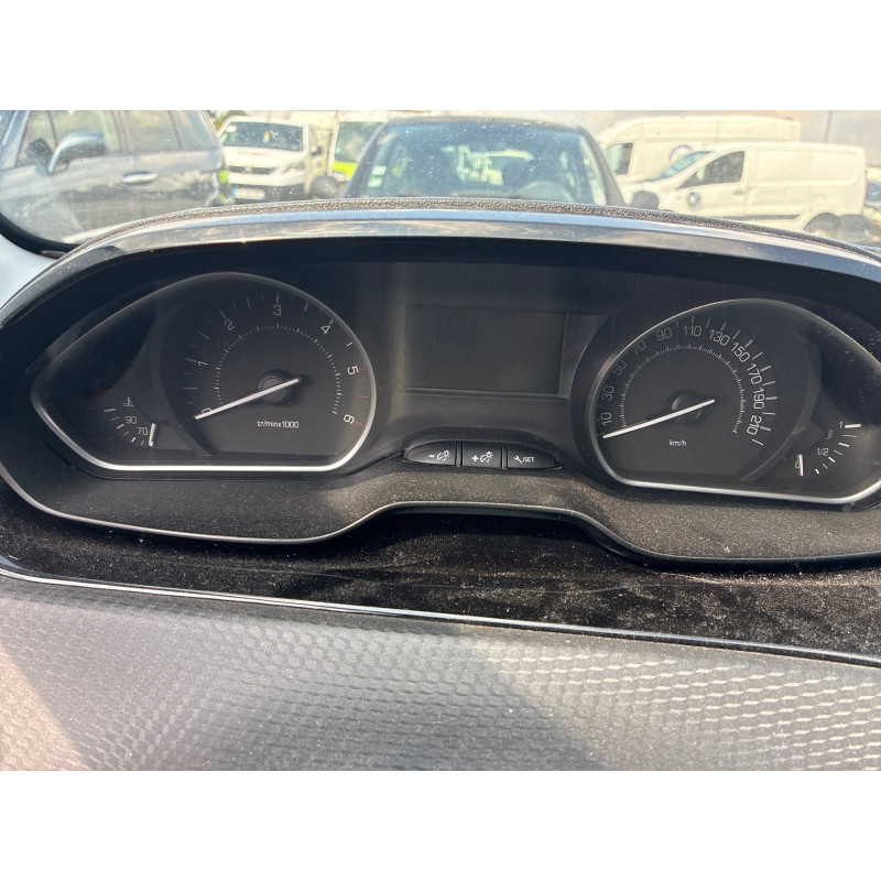 PEUGEOT 208 1 PHASE 2 1.6 BLUE HDI - 8V TURBO Photo n°15