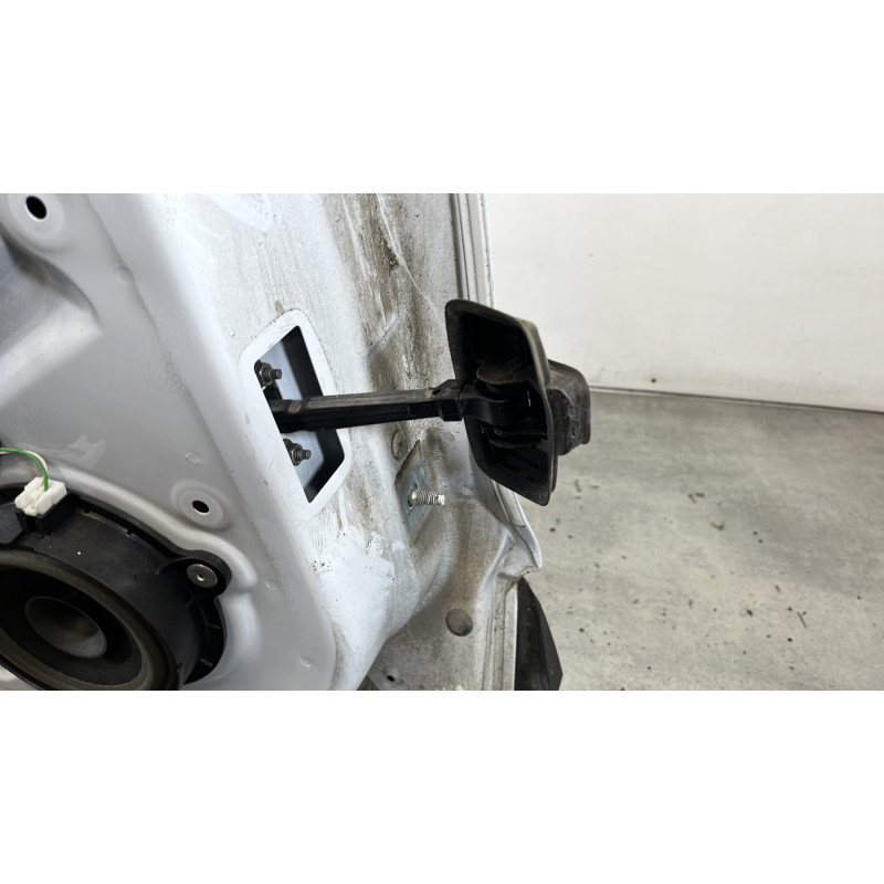 Porte arriere gauche RENAULT CLIO 4 Photo n°6